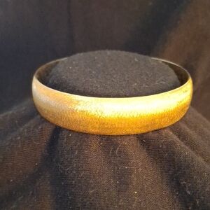 Elegant Gold Bangle Bracelet